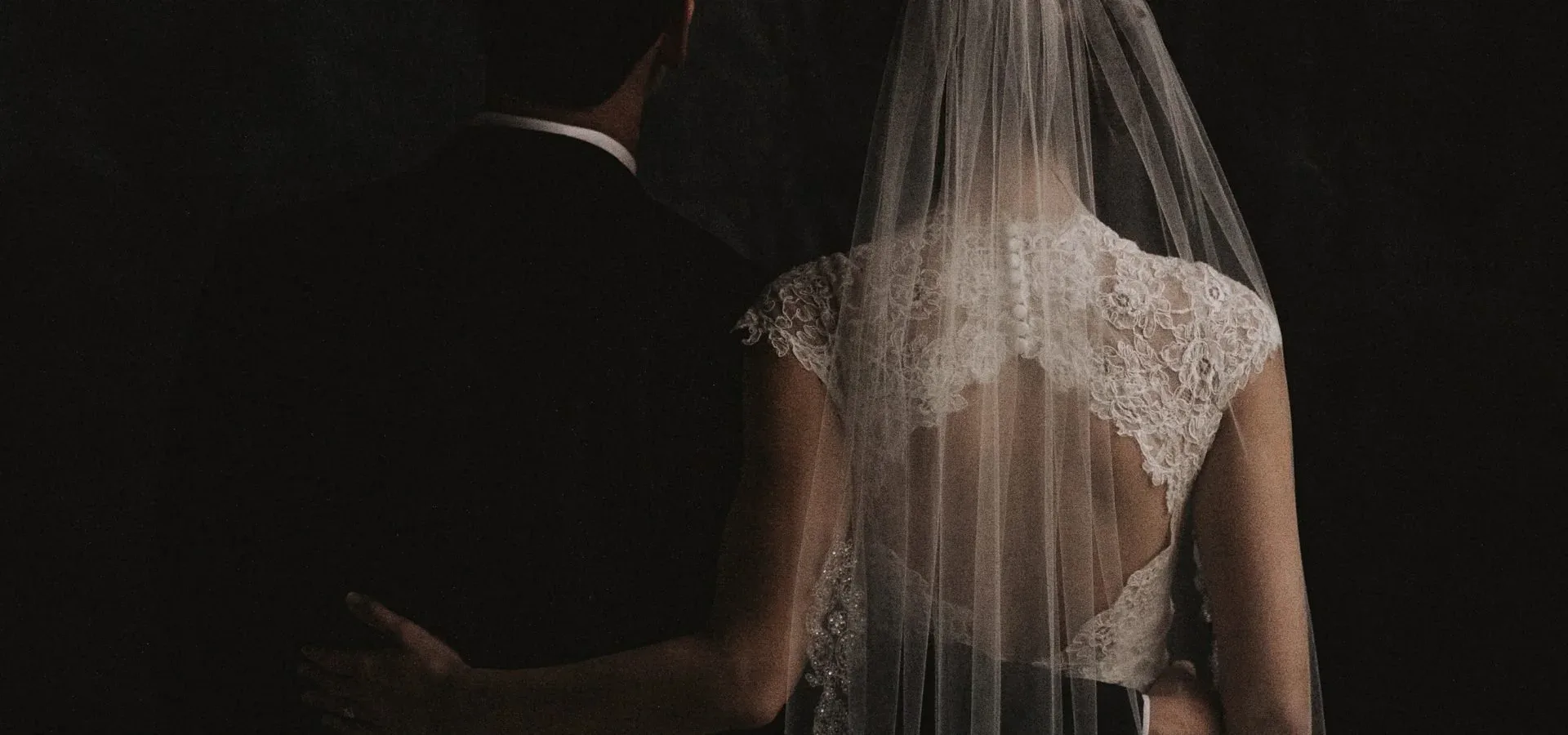 Melissa + Kevin — Hotel Icon & Nouveau Art Bar Wedding