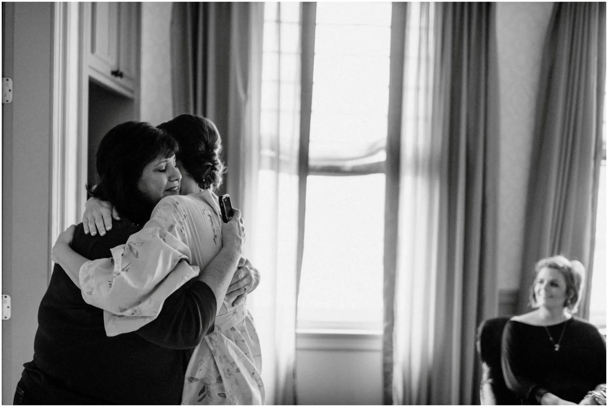 Melissa + Kevin — Hotel Icon & Nouveau Art Bar Wedding — 11