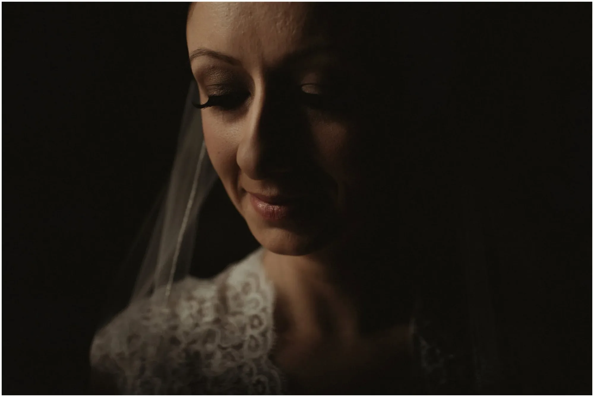 Melissa + Kevin — Hotel Icon & Nouveau Art Bar Wedding — 27