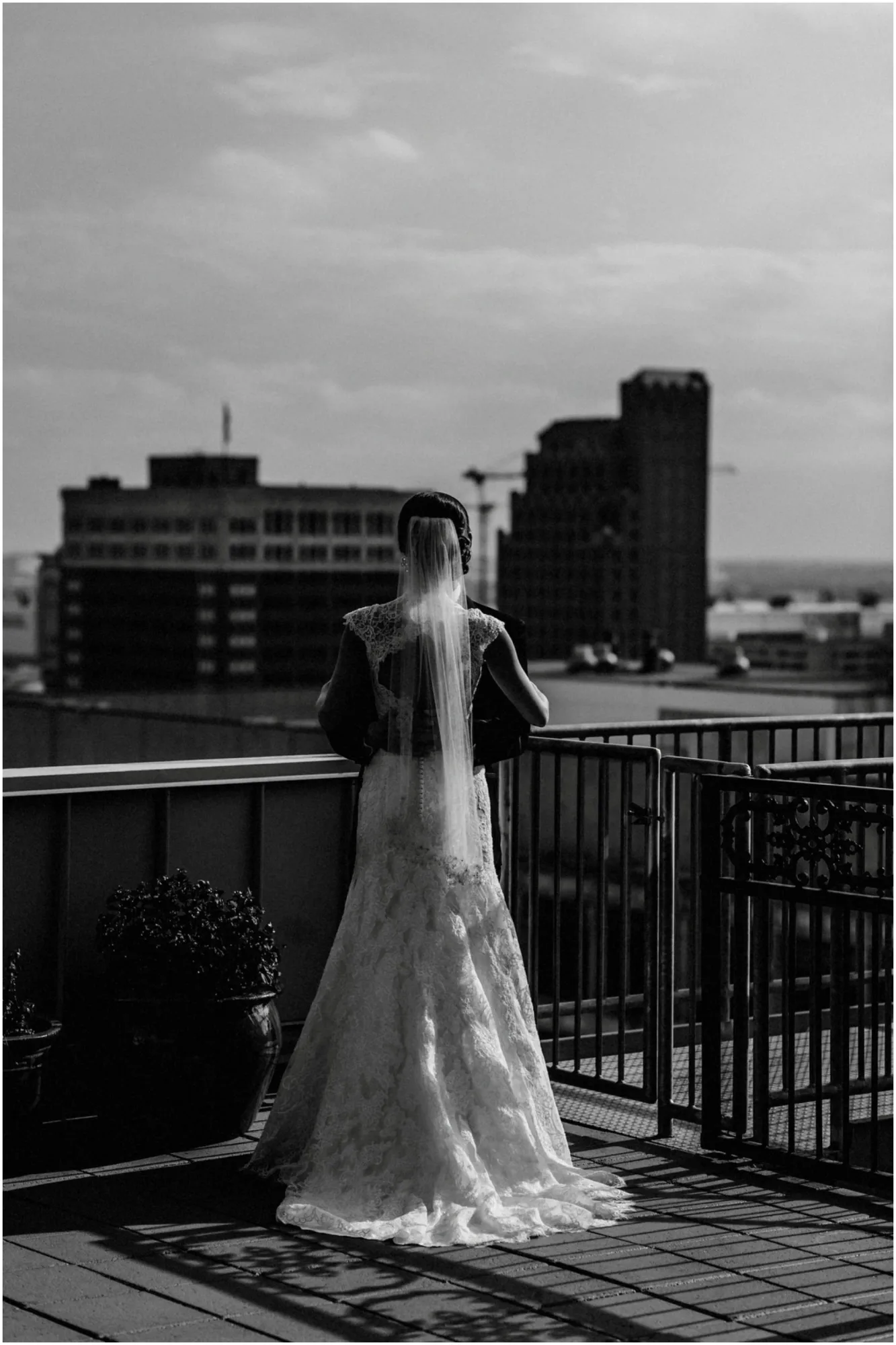 Melissa + Kevin — Hotel Icon & Nouveau Art Bar Wedding — 31