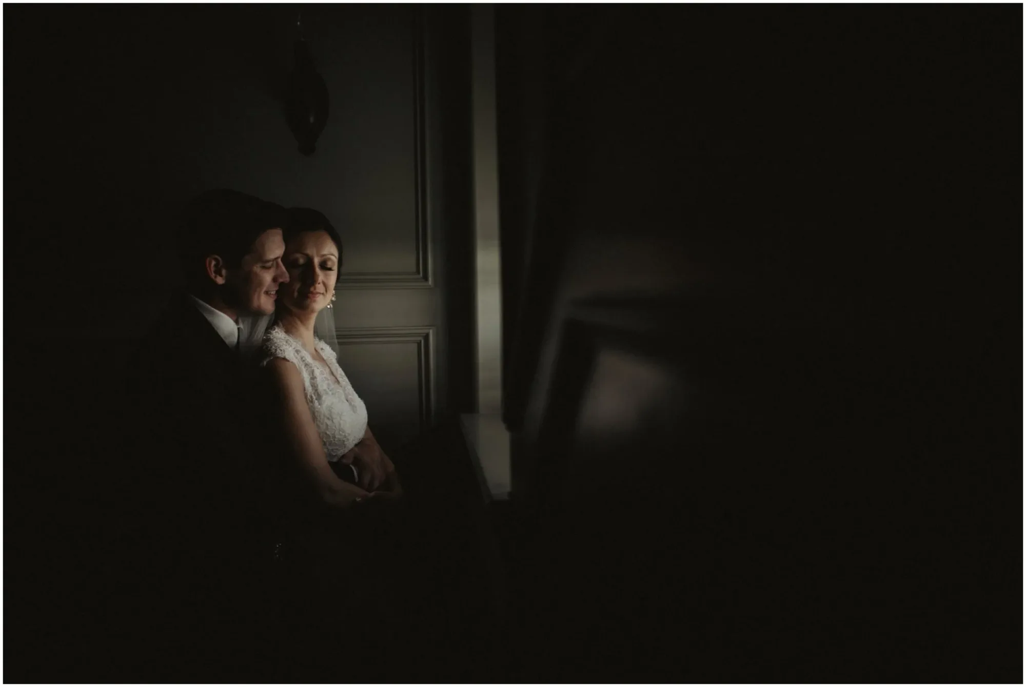 Melissa + Kevin — Hotel Icon & Nouveau Art Bar Wedding — 37
